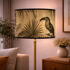 Abat-jour Toucan Jungle – Motif Tropical Vintage Beige Lumyno