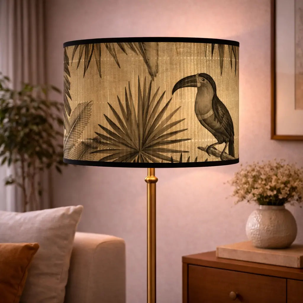 Abat-jour Toucan Jungle – Motif Tropical Vintage Beige Lumyno