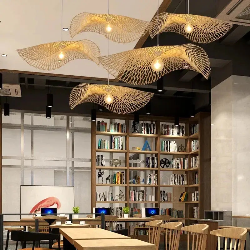 Suspension Design en Bambou – Lustre Ondulé Naturel Lumyno